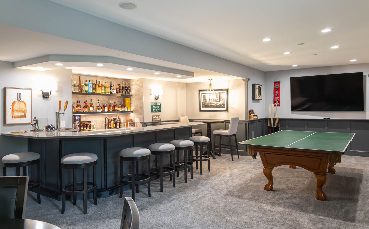 basement bar with game lounge